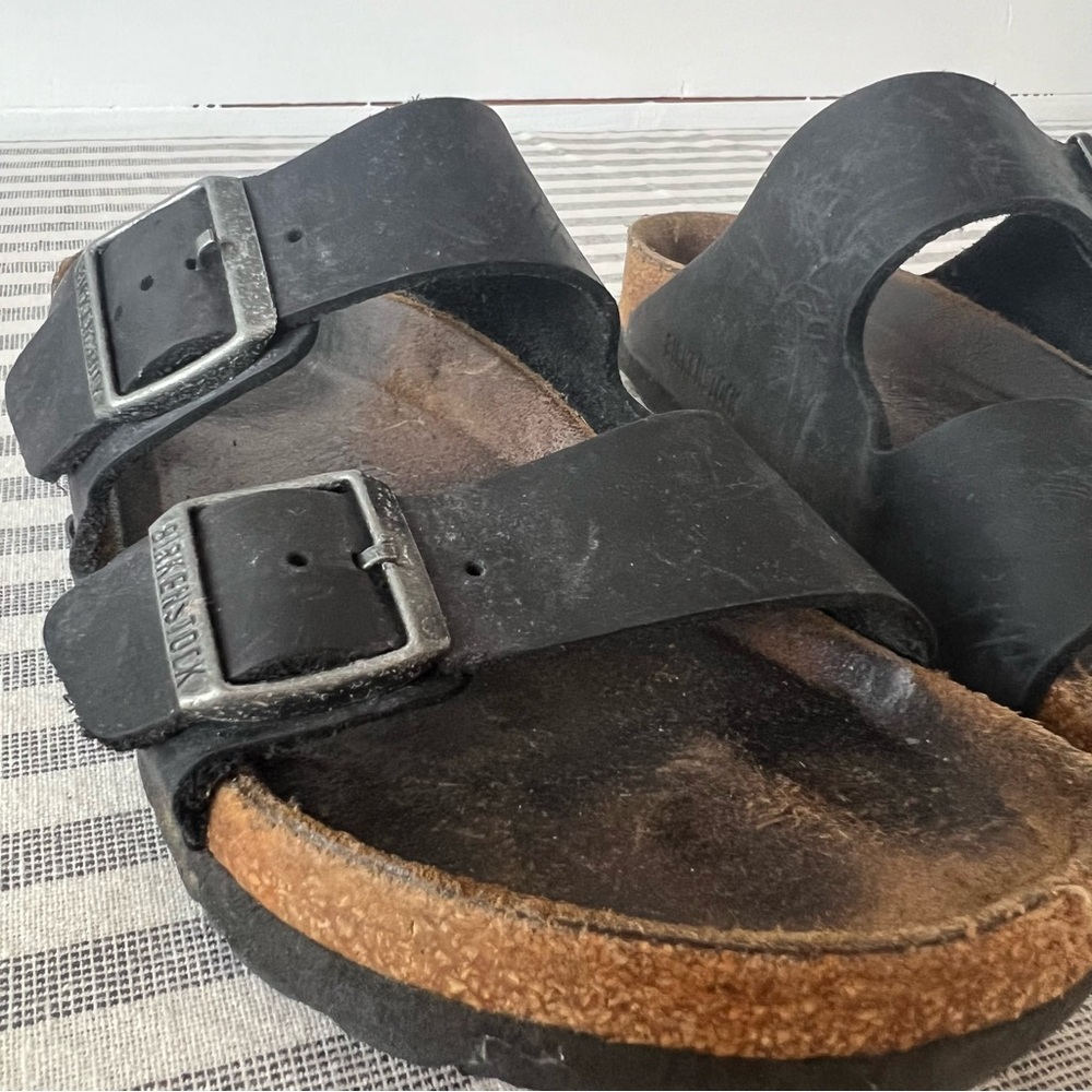 black Birkenstock Arizona sandals - Picture 12 of 16